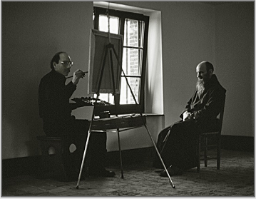 Stanley Roseman painting a portrait of Frère André in a Trappist monastery in France, 2002. Photo by Ronald Davis.